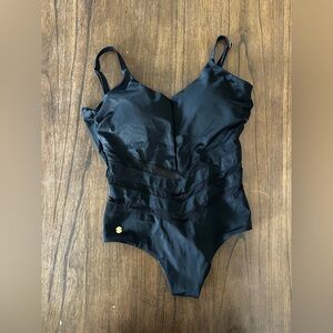 Leonisa One Piece Swimsuit Large Black Tummy Control Shaping